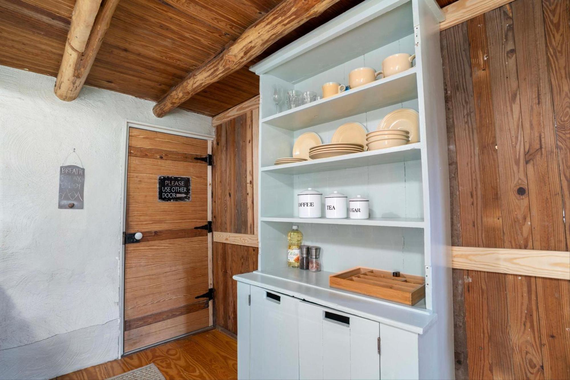 Rustic Baileys Retreat Cabin Near Wineries! Crozet Екстериор снимка